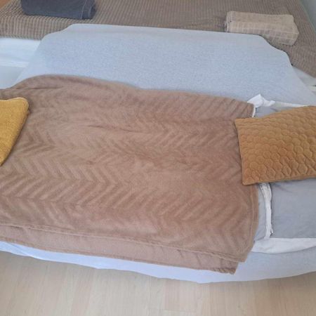 Trendy 2 Room Flat, Next To Corvin Mall Free Huge Garage! Ac,Dishwasher,Washmachine, Smart Tv 부다페스트 객실 사진