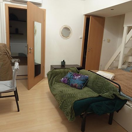 Trendy 2 Room Flat, Next To Corvin Mall Free Huge Garage! Ac,Dishwasher,Washmachine, Smart Tv 부다페스트 외부 사진